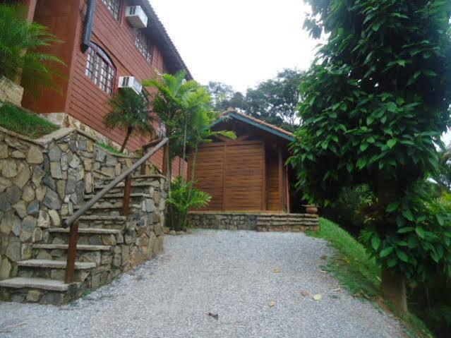 Wood House Inn 2*