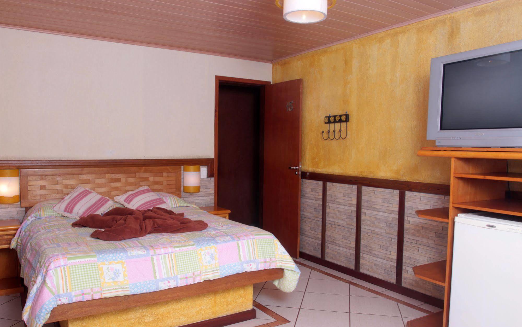 Inn Wood House 2*